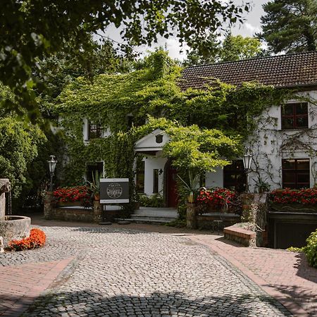 Siedem Drzew Hotel Biskupice  Exterior foto