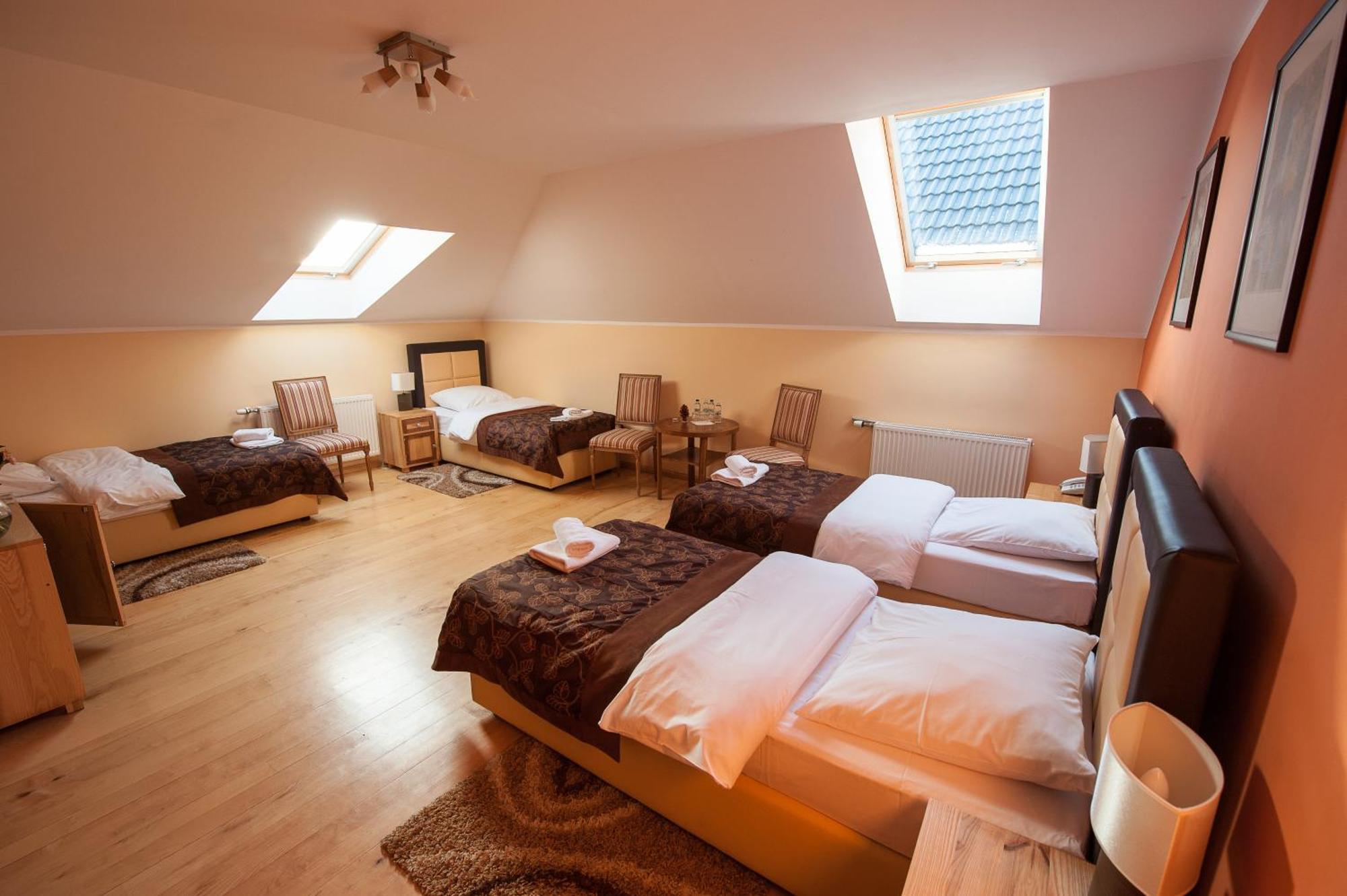 Siedem Drzew Hotel Biskupice  Cameră foto
