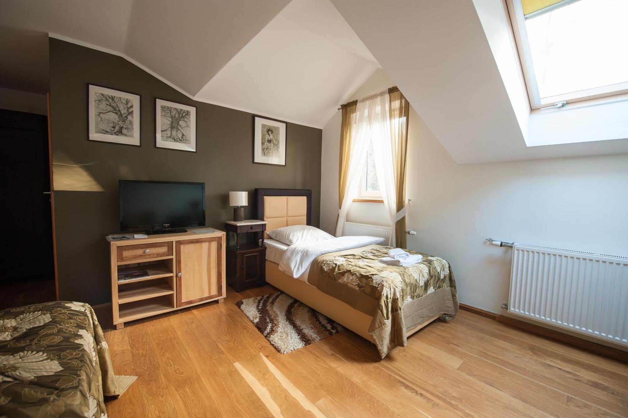 Siedem Drzew Hotel Biskupice  Cameră foto
